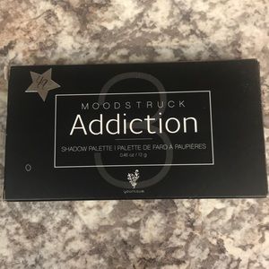 ADDICTION PALETTE #3 By Younique